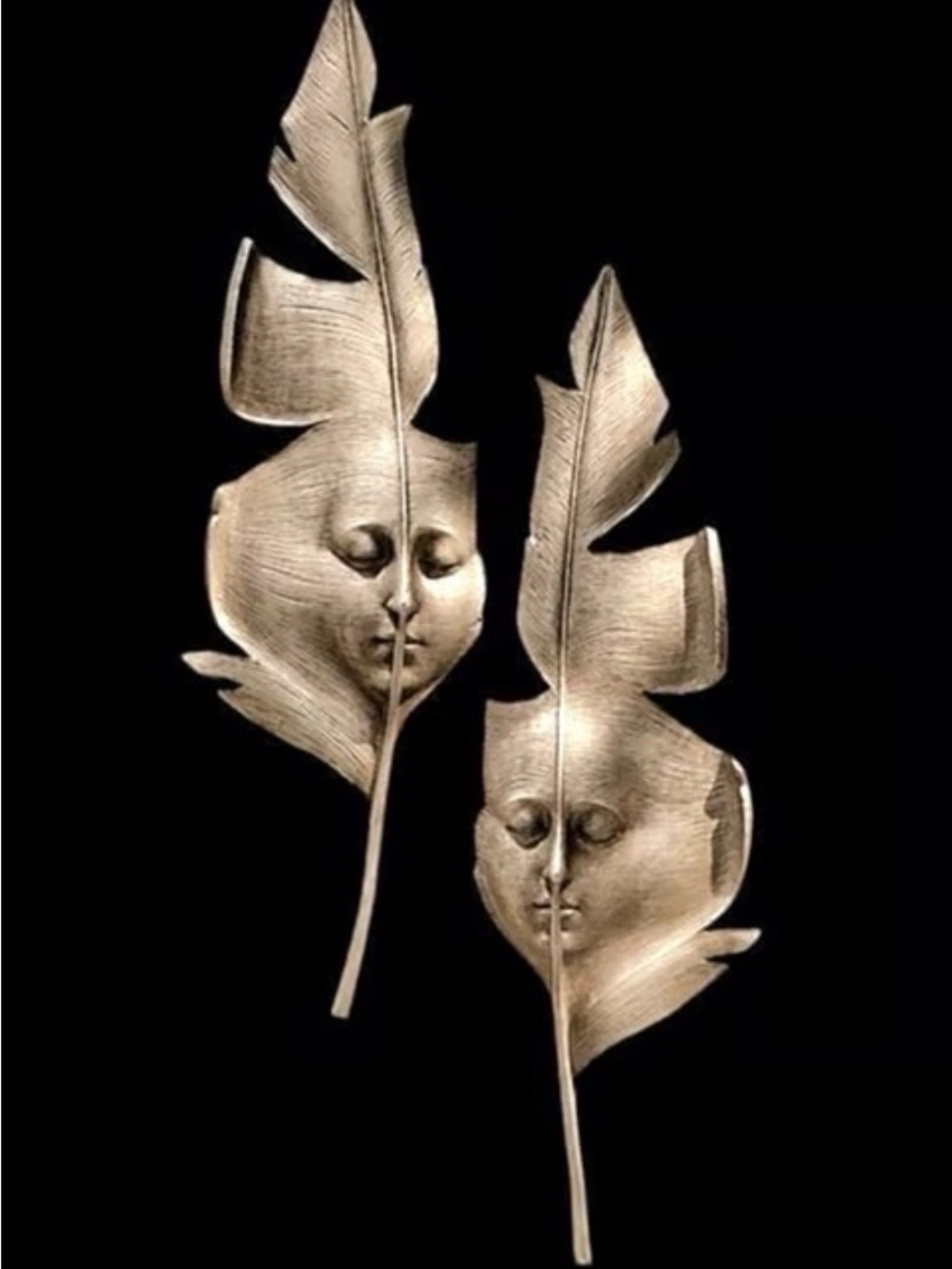 the Hespera & Aurora wall mask sculpture from the Design Toscano 2-Piece